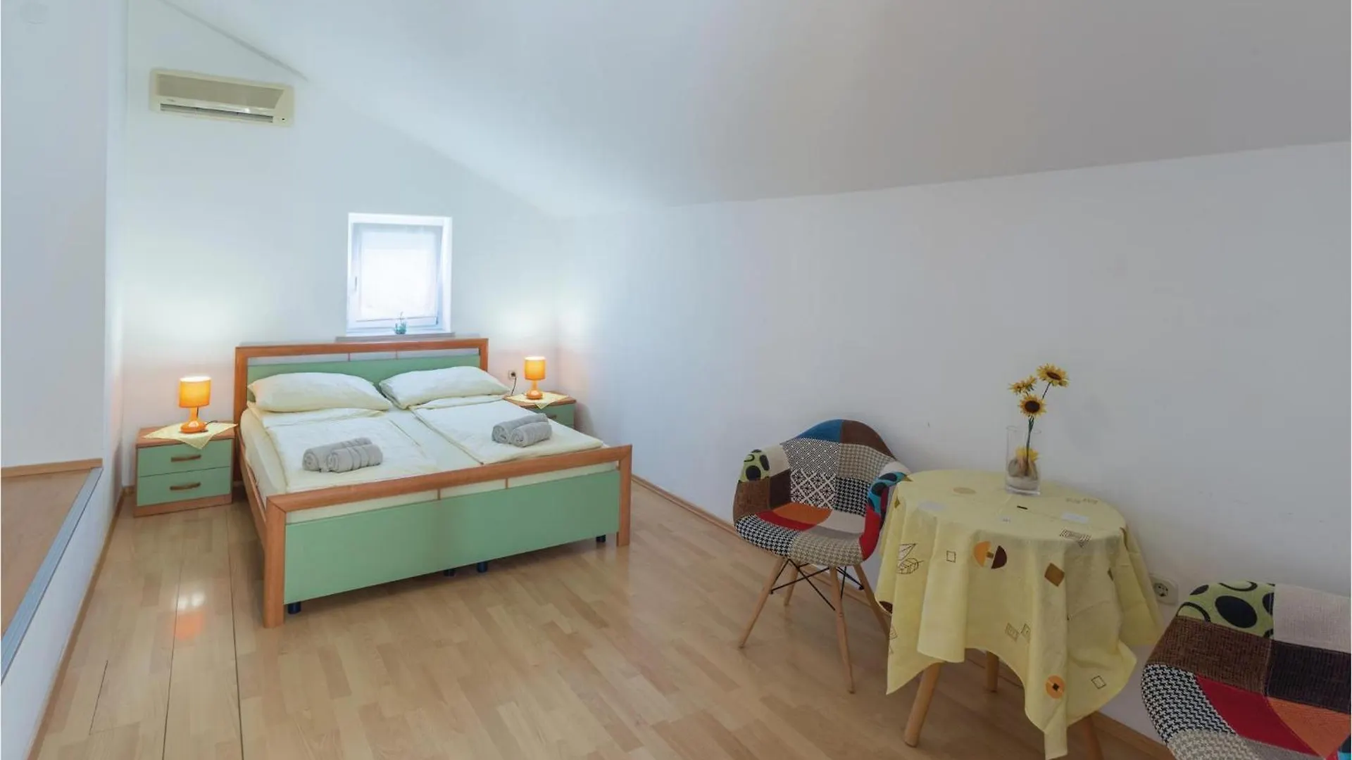 Cozy Apartment In Porec With Wifi